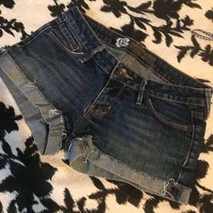 Bullhead Shorts - Bullhead denim shorts - sz 1 Bullhead Shorts - Bullhead denim shorts - sz 1